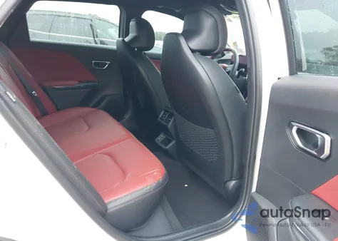 2025 Kia K4 Gt-Line Turbo из США, поврежденный, VIN 3KPFW4DC5SE161474